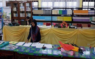 Pojok Hamka Antarkan SMAN 1 Tanjung Raya jadi Perpustakaan Terbaik Sumbar 2020